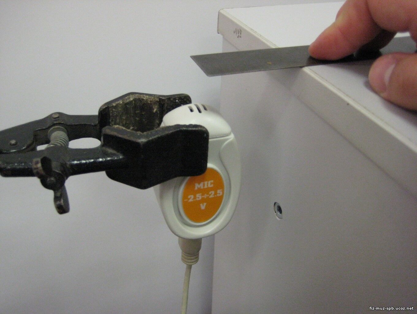 Микрофонный датчик